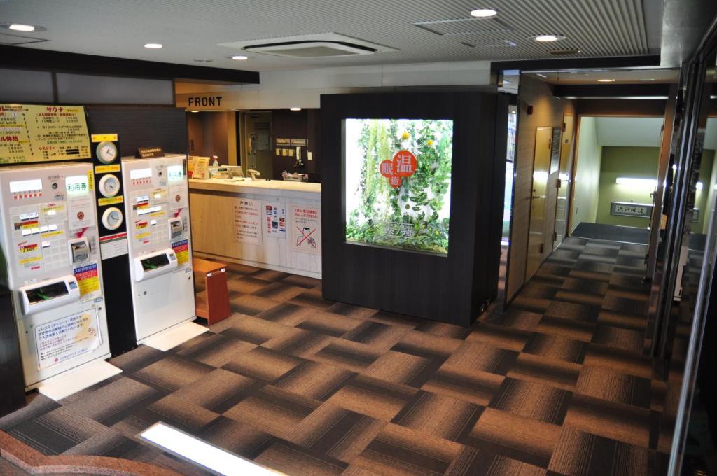 Capsule Hotel & Sauna Ikebukuro Plaza - Tokyo, Tokyo